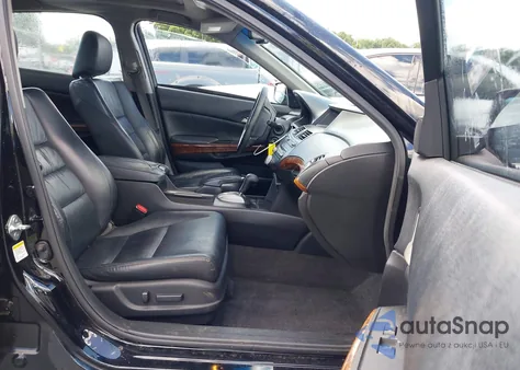 2012 Honda Accord 2.4 Ex-L from USA, damaged, VIN 1HGCP2F83CA065104